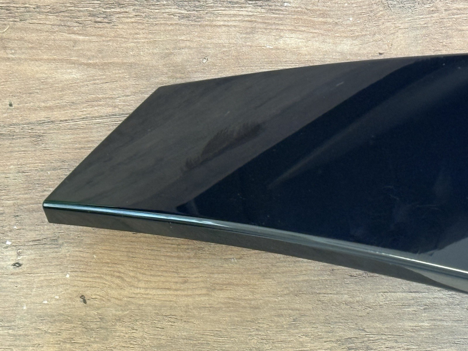 2014-2017 Maserati Ghibli Right ( Passenger )  Door Exterior B Pillar Molding