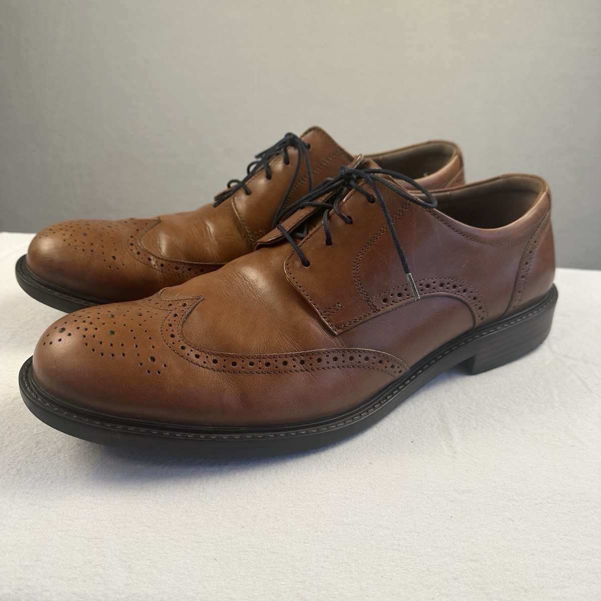 Johnston & Murphy Tabor Wingtip Leather Oxfords Mens Shoes 