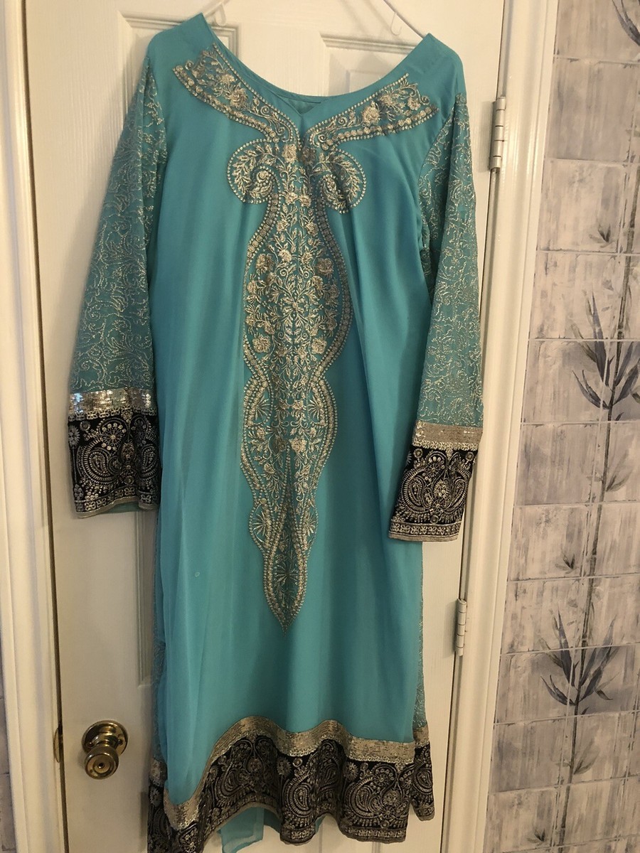 green emerald velvet dress POISON GREEN FORMAL