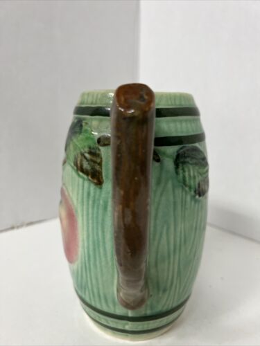 Vintage Majolica Pitcher Vase L&M Lipper & Mann Inc Apples 7 " tall Hand-painted - Picture 2 of 6