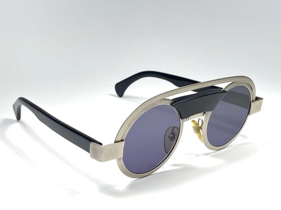 RARO DE COLECCIÓN ALAIN MIKLI 639 REDONDO NEGRO ALUMINIO GRIS LENTE AÑOS 80 HECHO A MANO FRANCIA Foto 2 de 4