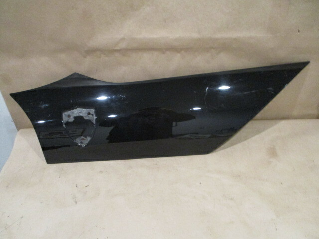 Ferrari F12 Berlinetta RH Fender Aerodynamic Fairing (Black) - P/N 84376211