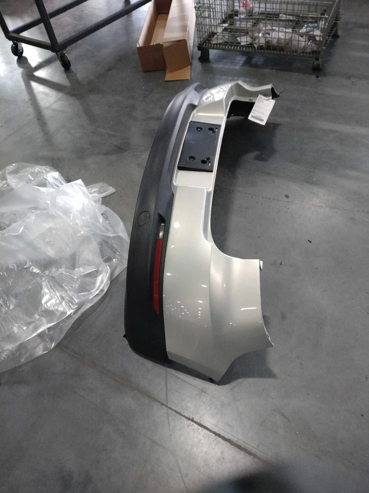 Conjunto de parachoques trasero usado se adapta a: Volkswagen Tiguan 2015 grado trasero A Foto 2 de 4