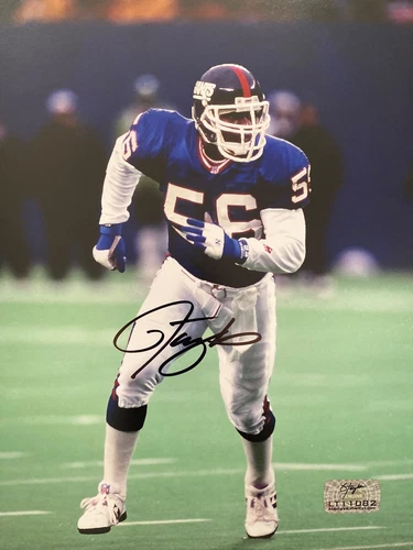 Lawrence Taylor Signed Autographed New York Giants 8x10 Photo - PSA/DNA COA