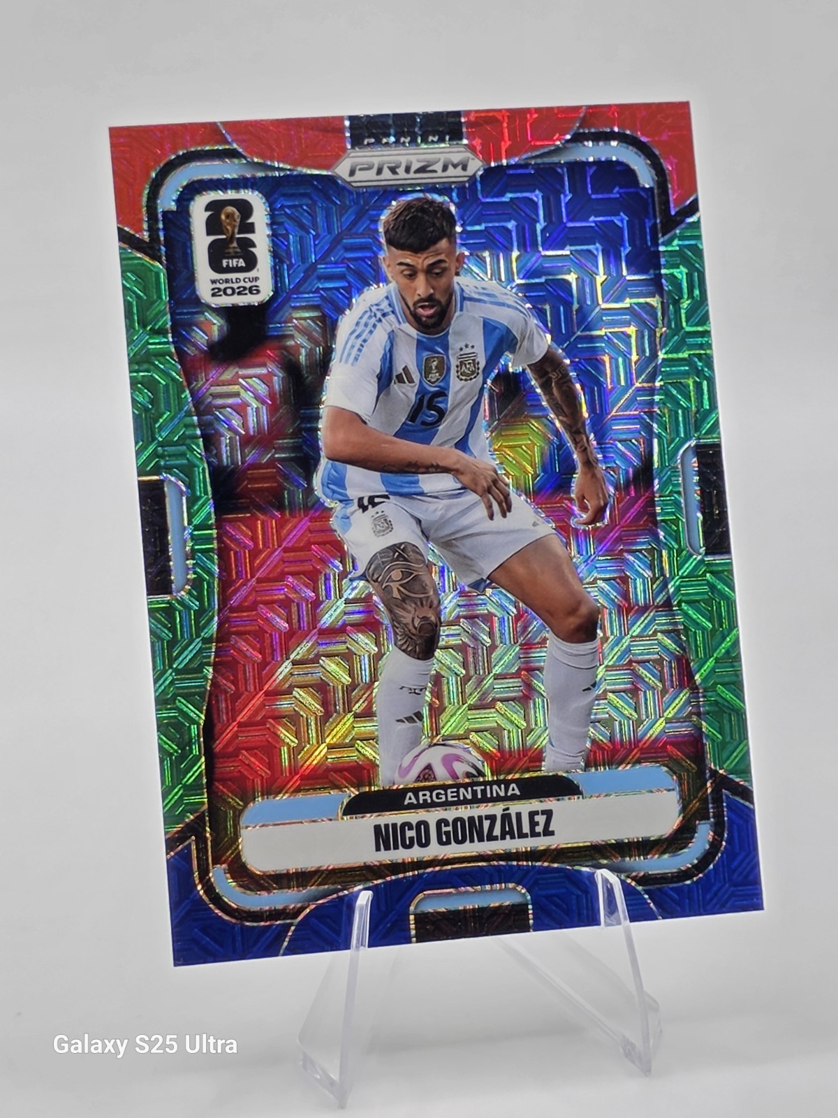 2026 Panini Prizm FIFA Nico Gonzalez Red White Blue Prizm #16 Argentina