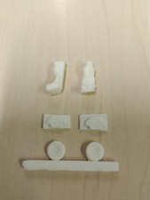 KIT IN RESINA PER FIAT G91 SCALA 1:72  2 SEDILI + 2 PANNELLI CRUSCOTTO +  RUOTE 