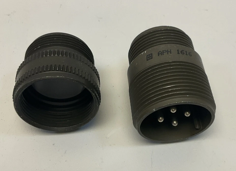 Amphenol MS3101A18-10P 4 Pin Industrial Connector  - Image 4 of 4