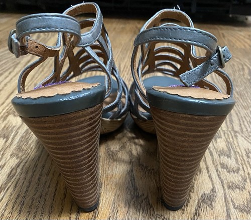 Clarks Indigo Sandals Womens 7M Leather Strappy High Heel Gray Free Shipping - Picture 4 of 6
