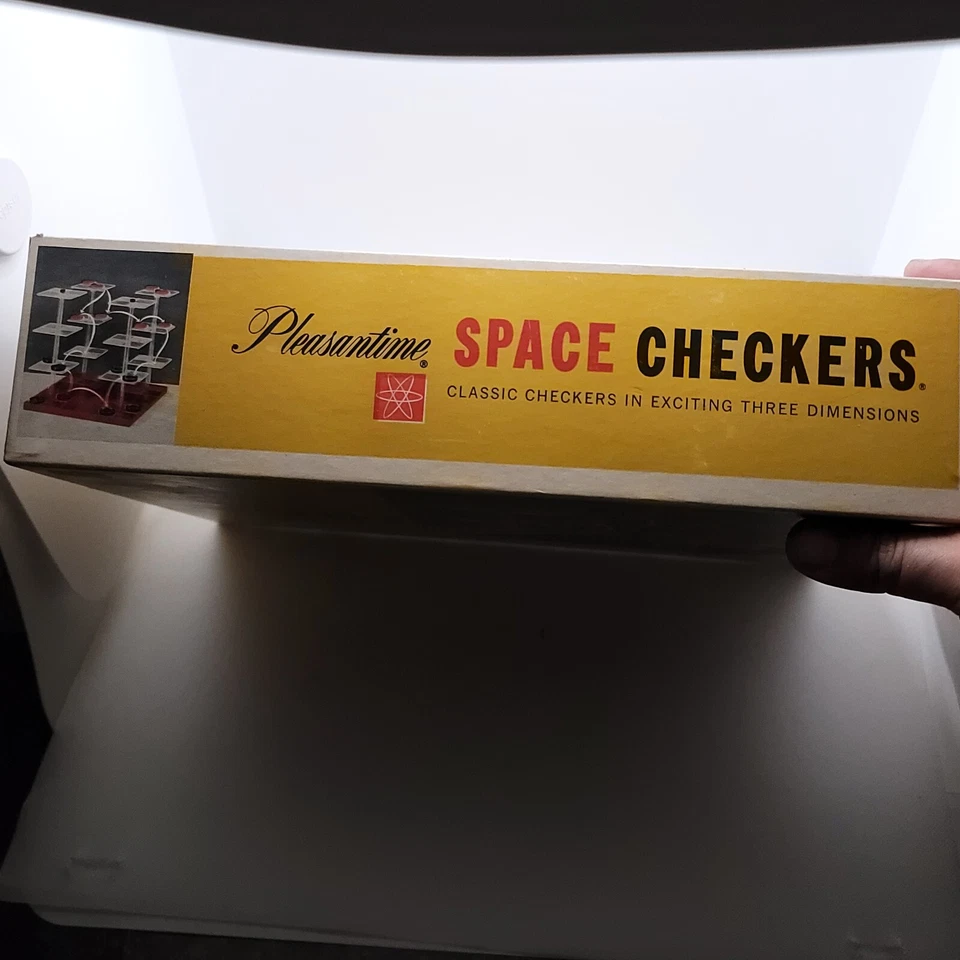 Space Checkers de Pleasantime #1350 Space Age 3D Checkers 1965 Foto 3 de 4