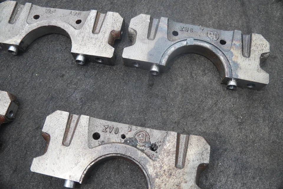 Juego de 5 cojinetes de eje de cárter de bloque de motor Lamborghini Urus S 2024 *Nota* Foto 4 de 4