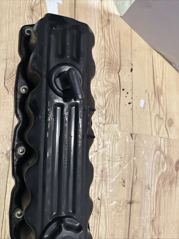 Jeep Wrangler YJ Cherokee XJ 91-95 OEM 4.0L Aluminum Valve Cover 53020323 - Image 2 of 4