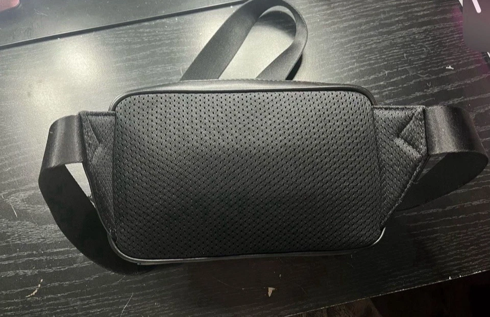 Bolso Cinturón Michael Kors Cooper Pequeño Doble Cremallera en Cuero Liso Negro Foto 3 de 3