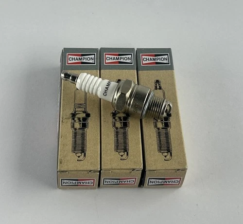 Champion 931M QL82C Marine Spark Plugs Copper Plus Pack of 4