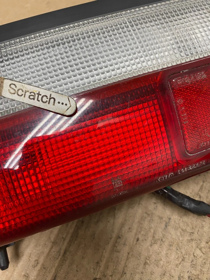 Luz trasera izquierda lado conductor Suzuki Swift 1991 a 1994 2 puertas hatchback Q2916 Foto 4 de 4