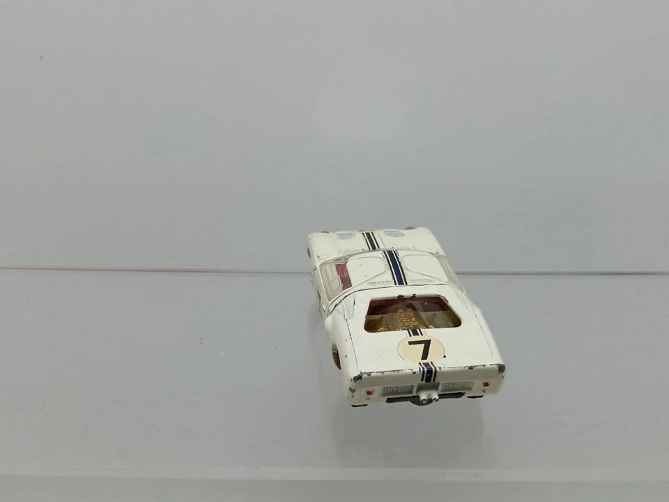 Dinky Toys GB Ford GT #7 - Photo 3/4