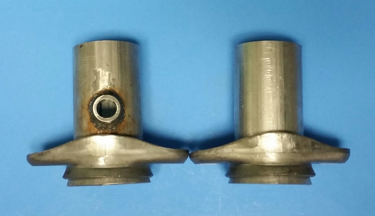 21105 2-1/2 In. 3-Bolt Gasket-Style Header Reducers; 2-1/2 In. Exhaust