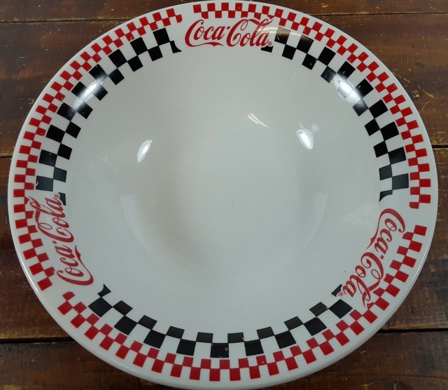 Coca Cola Soup Bowl Gibson 1996 Red White Black Checked 10 Inch Cereal