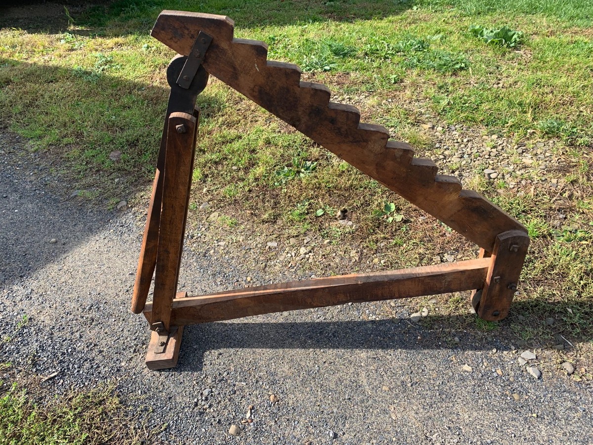 Antique Primitive Wagon Carriage Buggy Wheel Jack Handmade 1880's