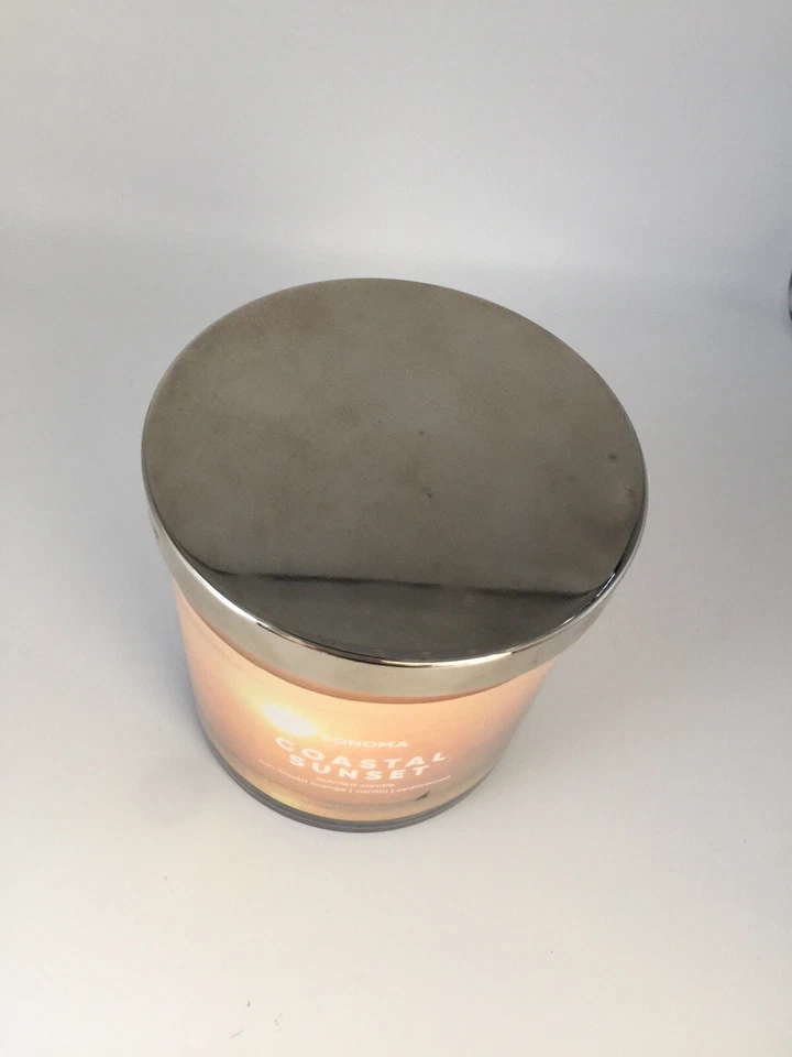 未使用蜡烛索诺玛海岸日落橙色,香草雪松木架子磨损 — 第 2/4 张图片