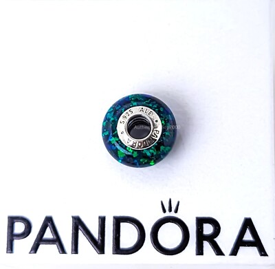 New 100% Authentic PANDORA Moments 925 Opalescent Green Charm