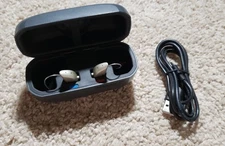 ReSound GN RT761 DRWC Hearing Aids Left & Right With C-2 Charger