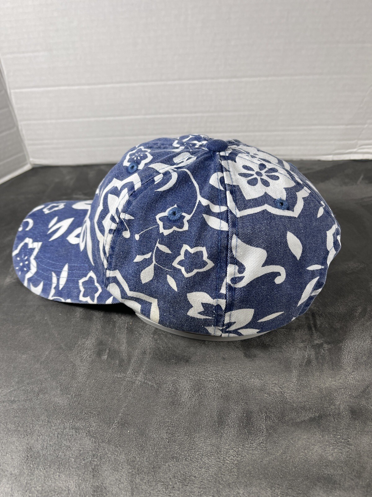 Spring Time Garden Flower Pattern Hat Cap Blue Wh… - image 4