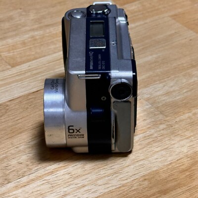 Excellent! @ 2000 Sony Cyber-shot DSC-S70 3.3MP CCD Digital Camera