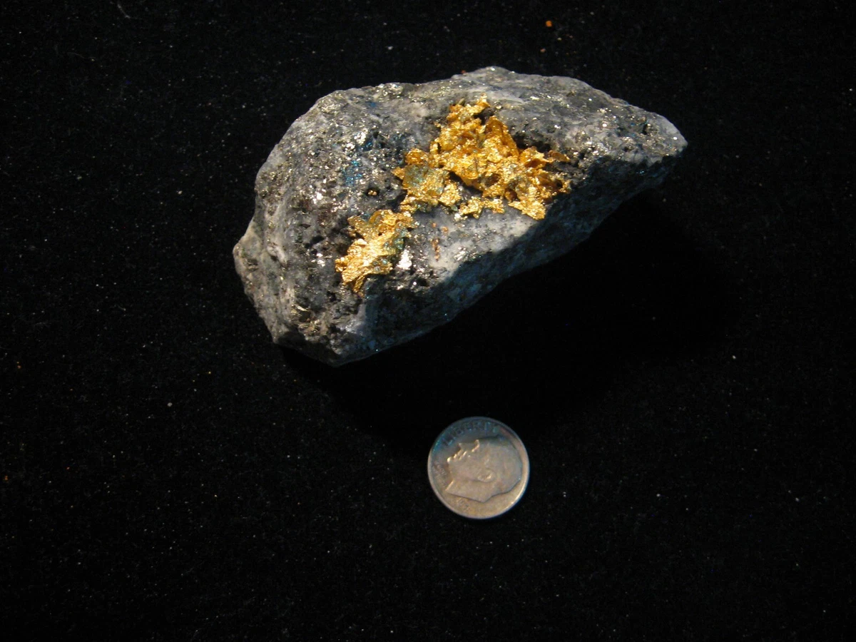Pyrite Vs Gold Flakes