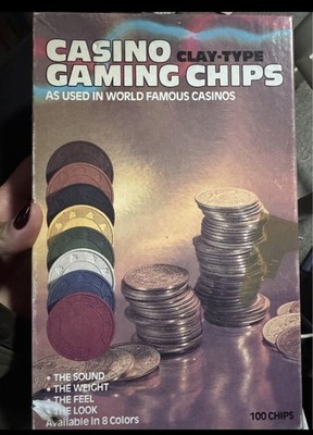 Casino Gaming Chips Clay Type Set of 100 New Sealed Vintage Pacific Game 1981