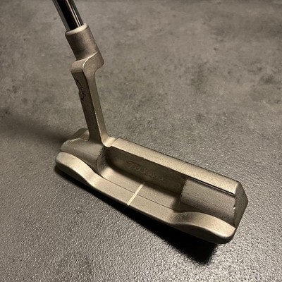 SCOTTY CAMERON PRO PLATINUM NEWPORT MIL SPEC 35in Putter RH With