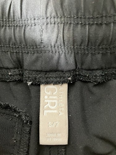 Athleta Girl Shorts Sz 7 Black Pull On Athletic Casual Summer - Picture 2 of 3