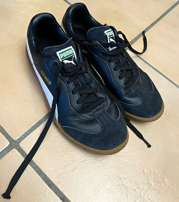 PUMA King Herren Low Top Sneaker gepolstert schwarz/weiß EU 40 Gummi 106696-01
