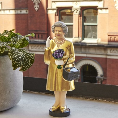 Kikkerland Solar Queen Edición Dorada Solar Agitando Isabel II Novedad - Imagen 2 de 3