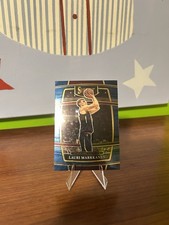 2021-22 Panini Select - Concourse Lauri Markkanen #90 Blue