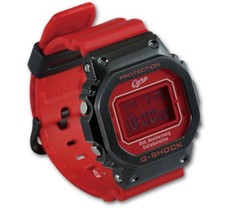 Modèle de collaboration Casio G-Shock GM-5600 « HIROSIMA CARP » du Japon