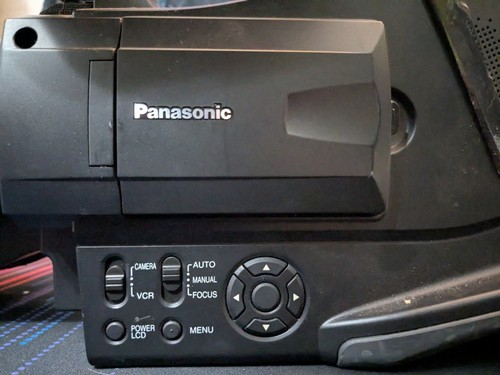 Panasonic AG-DVC20P Camcorder 3CCD Mini DV * - Picture 8 of 10