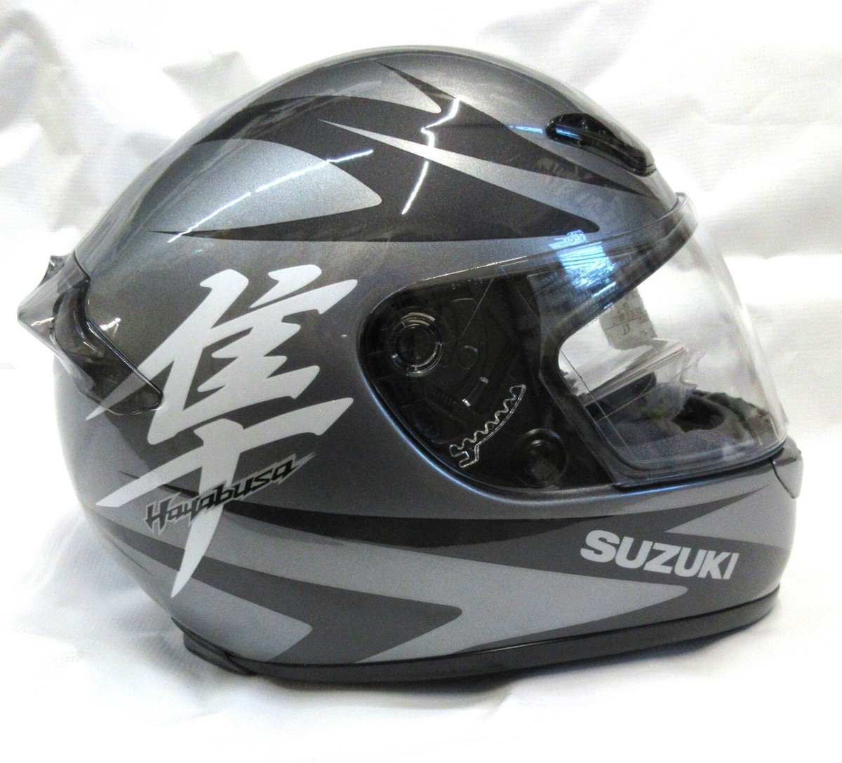 hayabusa helmet icon Suzuki Hayabusa Motorcycle Helmet - SHOEI - RF 1000 - XLarge SILVER WHITE