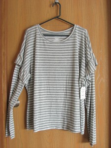 time and tru ruffle sleeve top