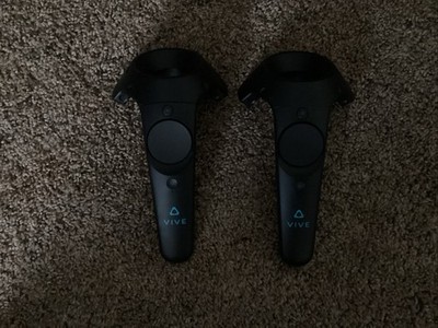 HTC Vive Virtual Reality VR Wand Controllers Pair (Black) 1.0