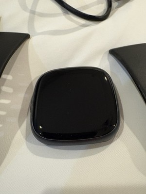 Fitbit Versa Smartwatch, Large - Black