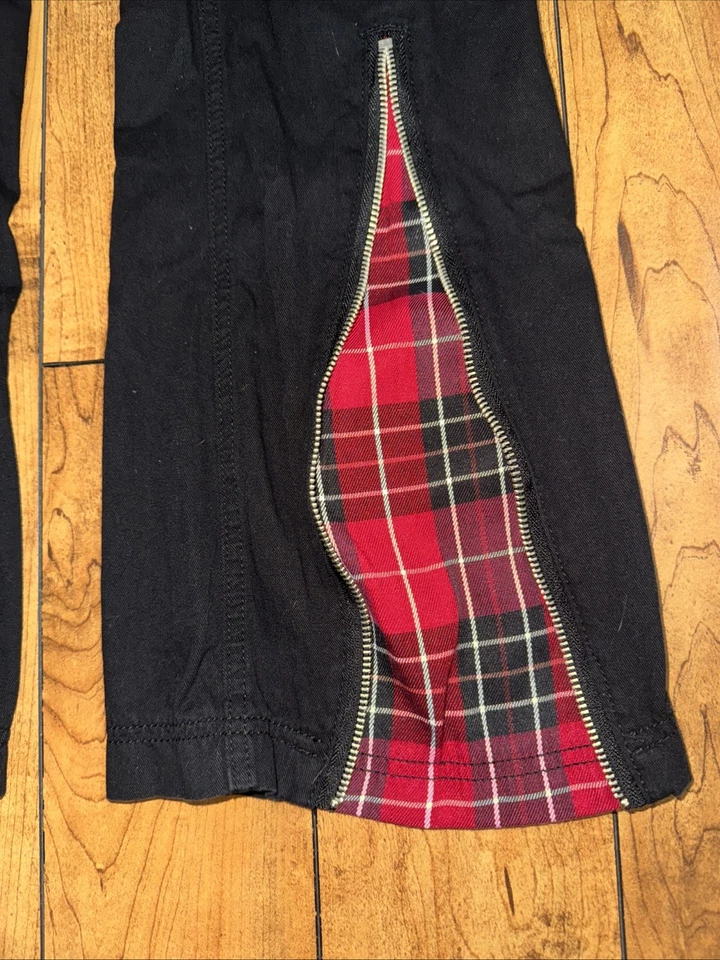 Calça Hot Topic estilo tripp com zíper preta vermelha xadrez gótica punk 30x35 alargada - Imagem 2 de 4