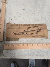 vintage so EZ automatic hook rug needle, wonderart, undated, box poor condition