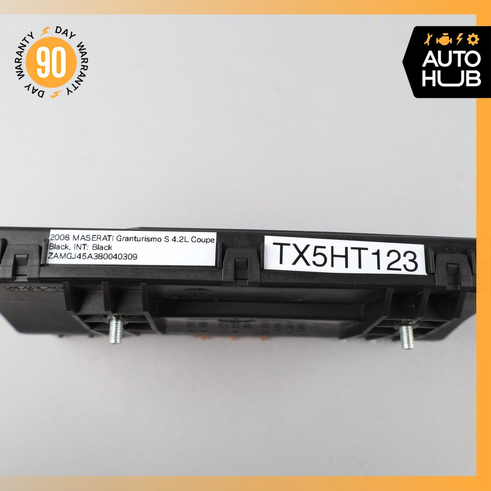 08-19 Maserati GranTurismo M145 Front Left Seat Control Module 233777 OEM 74k