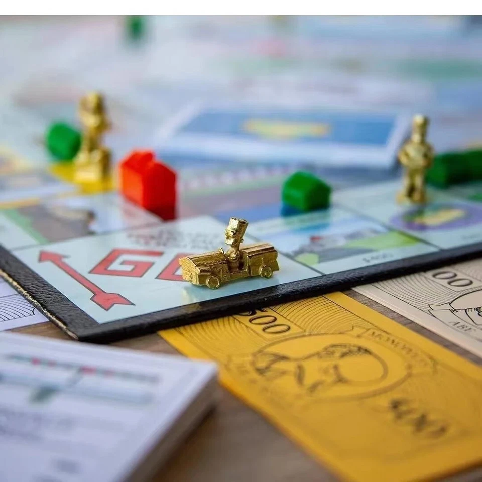 The Simpsons Monopoly Collector's Edition Board Game - Image 4 of 4