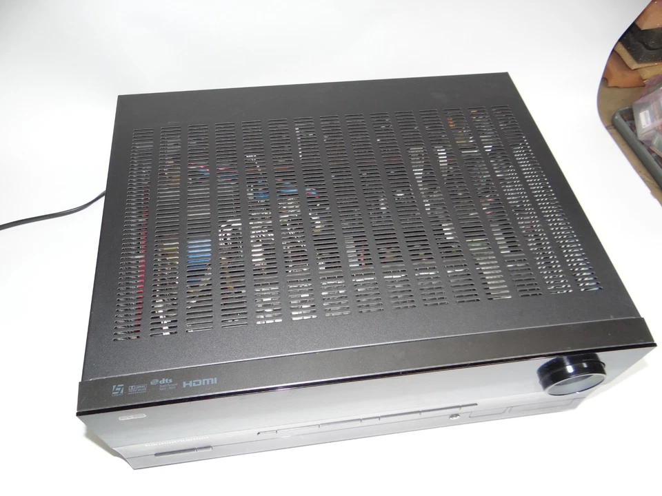 Harman Kardon AVR 154 Digital AM/FM HDMI 5.1 AV Receiver - Image 4 of 4