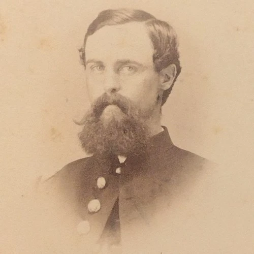 Antique CDV Unknown Union Soldier Photo 3 1/8 X 2 1/2 Inch