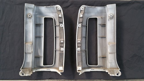 Nissan Elgrand E51 Tail Light Surround Series 1 - Picture 2 of 2