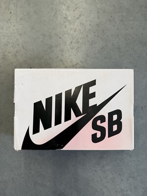 2019 Nike SB Dunk Low Staple Panda Pigeon PINK BOX BV1310 013 Size 13 (Just Box)
