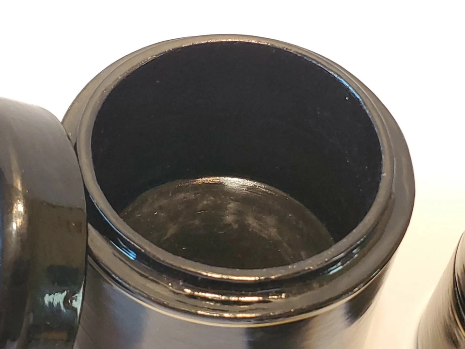 Fedir Laquered Handpainted Nesting Boxes Bungalow Scene Mango Wood Set of 3 EUC - Image 4 of 4