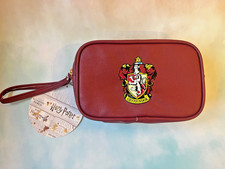 Official Harry Potter Gryffindor Washbag Red Toiletry Travel Bag - NEW - RRP £30